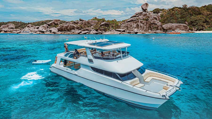 Phuket/Khao Lak: Similan Islands Luxury Catamaran Experience - The day at a glance: from Thap Lamu Pier to Islands 7, 8, and 9