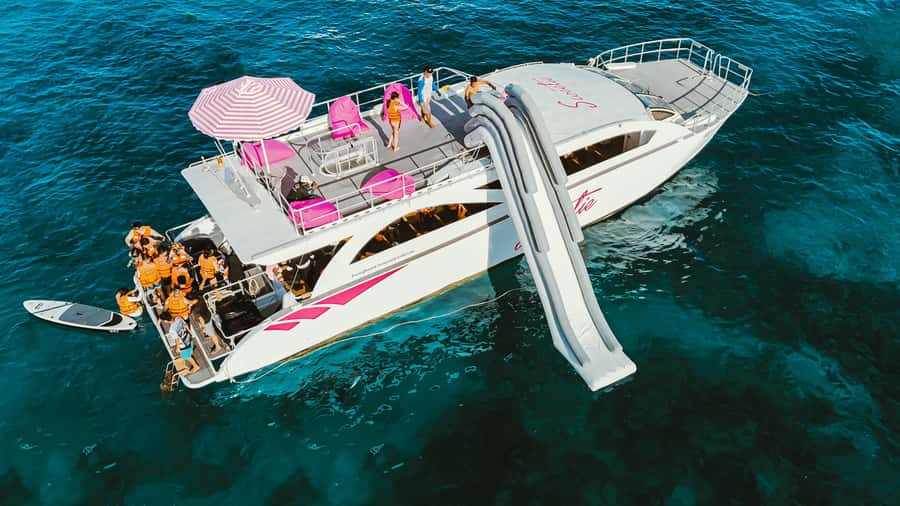 Phuket:Phi Phi, Bamboo, Maiton, Maya Speed Catamaran Tour - Getting from Phuket: pickup timing and the pier reality