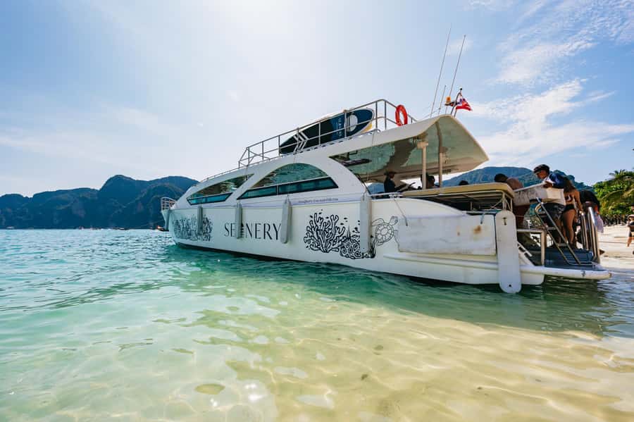 Phuket: Phi Phi Islands Day-Trip by Speed Catamaran - Comfort and safety: what to expect on the water