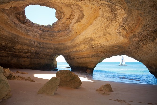 Portimao: Benagil Caves & Coastline - Catamaran - Portimão: a smart home base for the Algarve coast