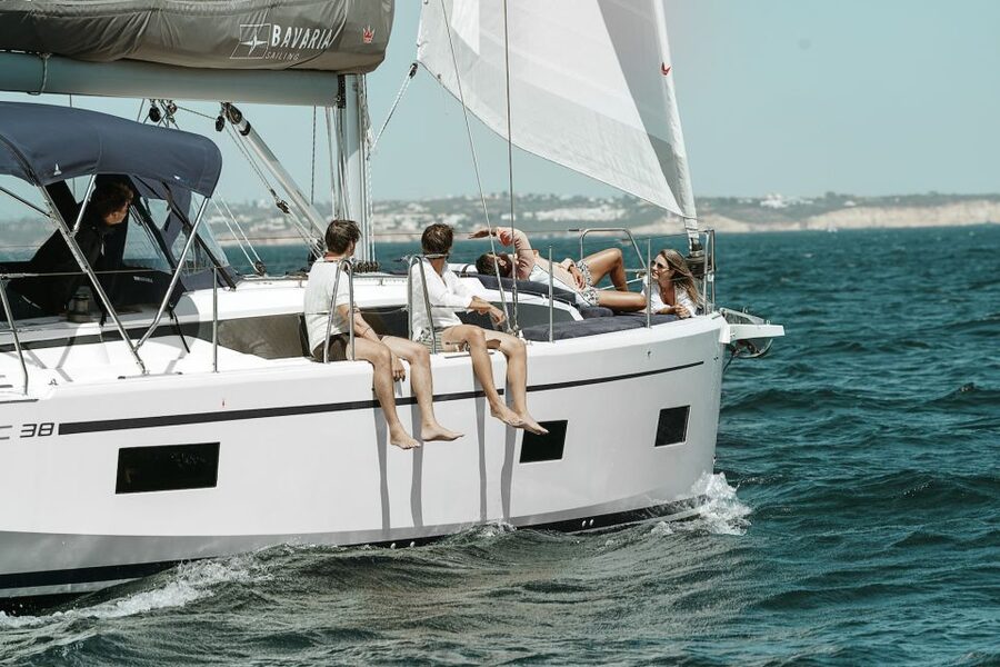 Portimao: Luxury Sail-Yacht Cruise with Sunset Option - Sunset Option: Getting the Golden Light on the Return