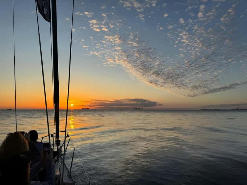 Porto: Best Charming Sailboat Cruise Sunset - From Marina da Afurada: Getting out on the water fast