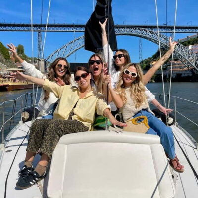 Porto: Best Charming Sailboat Cruise Sunset - The ship experience: a comfortable boat with real attention