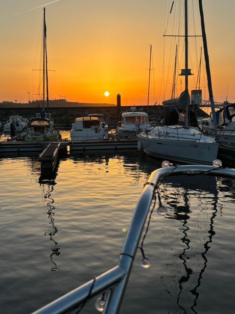 Porto: city views Porto, shared or private (Sunset Option) - From Rua da Praia to Pontão C: start your sunset on the water