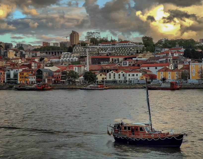 Porto: Classic Sailboat Cruise Along the Douro River - Ponte Maria Pia: A Second Landmark and a Fresh Angle on the Same River
