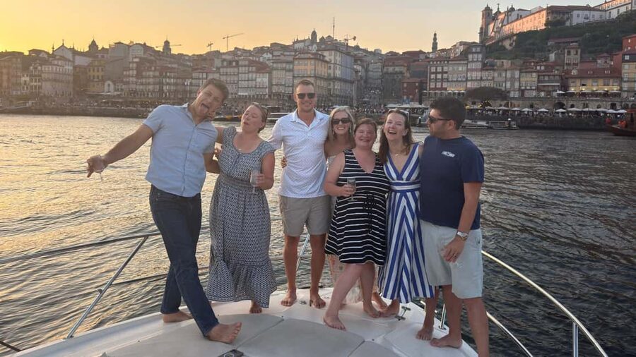 Porto: Luxury 6 Bridges Yacht Cruise with Wine & Snacks - Ribeira do Porto (UNESCO): the best kind of city-strolling substitute