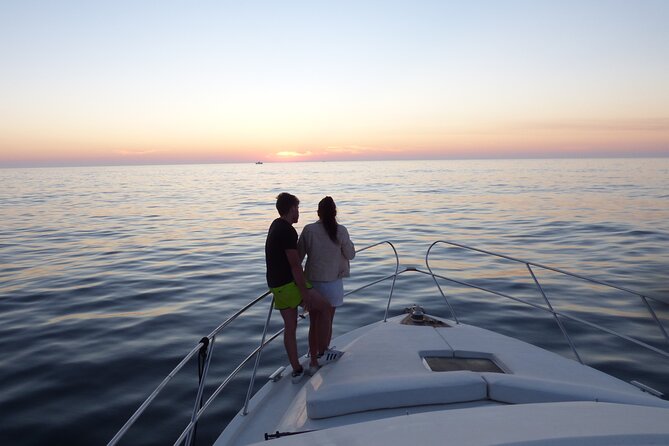 Porto: Luxury Yacht Tour on the Douro River - Sunset or Daytime - Private vs shared: choosing the vibe you want