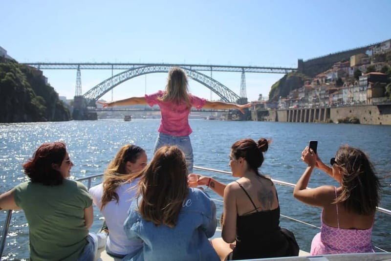 Porto: Private Yacht Tour with Wine, Snacks & 6 Bridges - Key Things That Make This Douro Yacht Tour Worth It