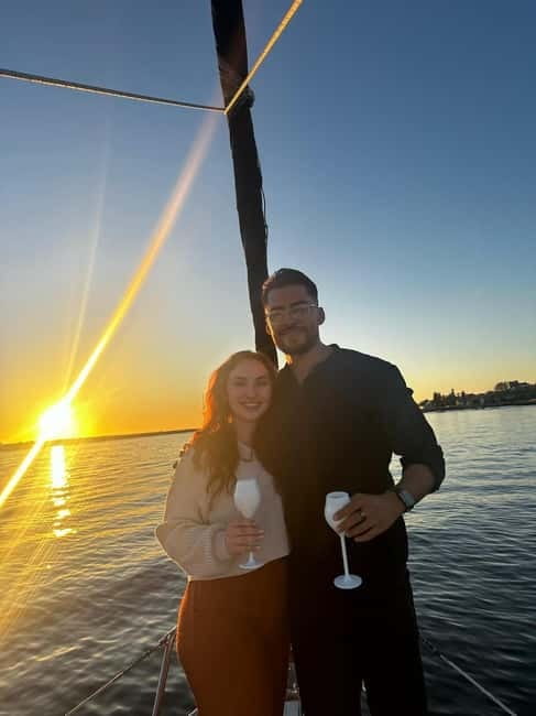 Porto shared Thullium Sailboat, enjoy magic sunset&open sail - Porto and Gaia from the water: why this sail works