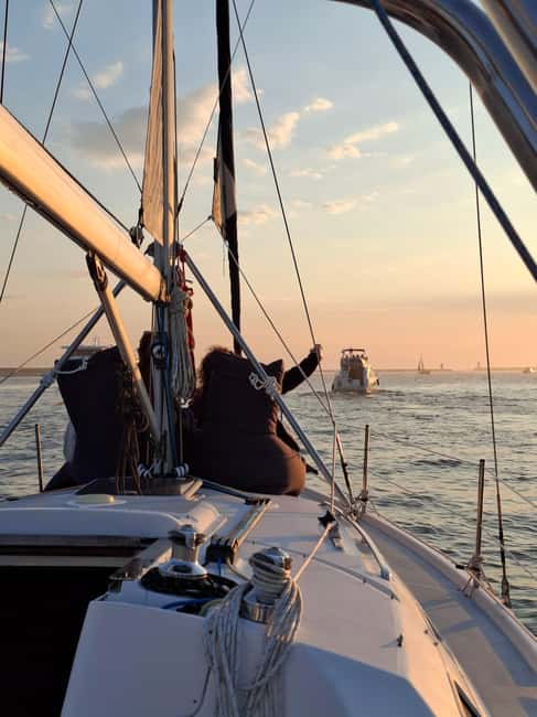 Porto shared Thullium Sailboat, enjoy magic sunset&open sail - The sunset plan: what to expect when the weather matters