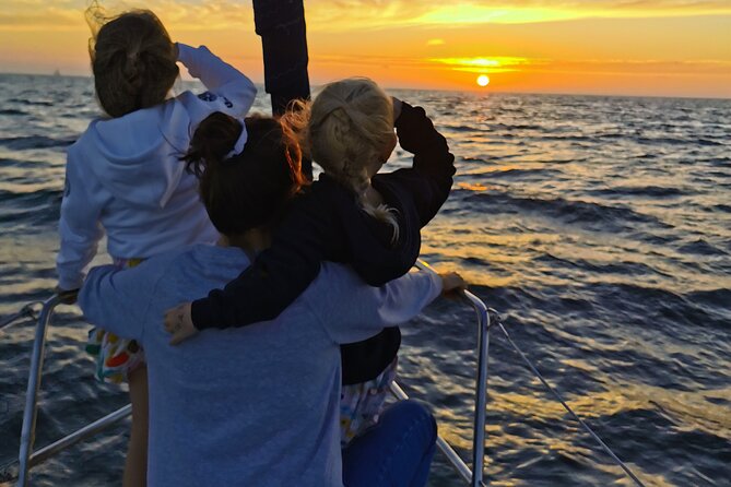 Porto: Sunset or Daytime, Charming Sailboat Cruise on the Douro River - Sunset vs daytime: when to go and what to expect