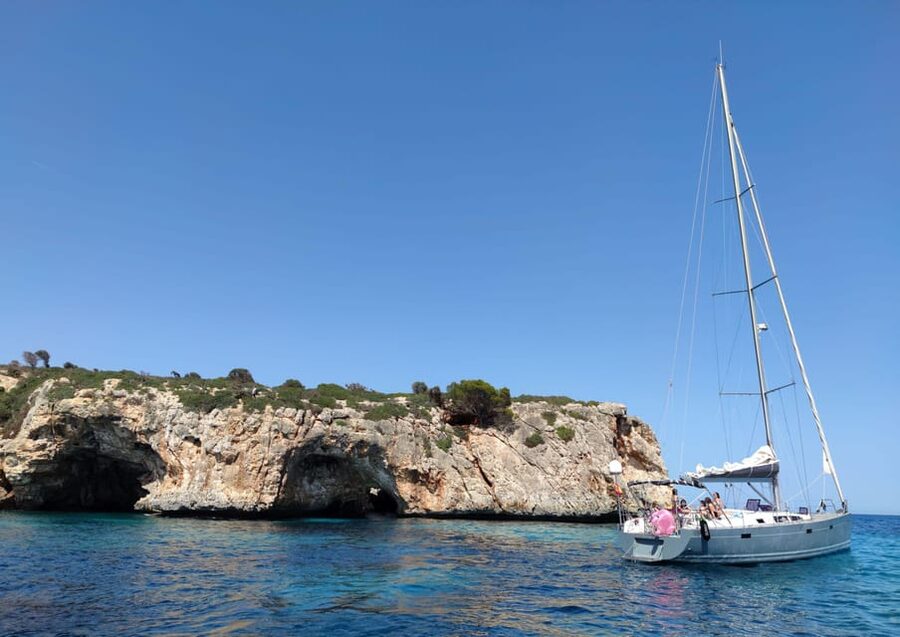 Portocolom, Mallorca: Half-Day Sailing Trip - Who this Portocolom sailing trip is best for