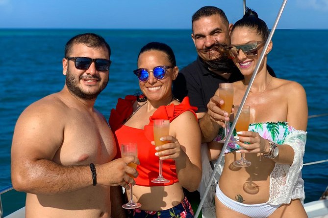 Premium Catamaran Morning Sail: Snorkeling, Mimosas and Brunch - Stop 1: Antilla Shipwreck Snorkeling (WWII Relic, 45 Minutes)