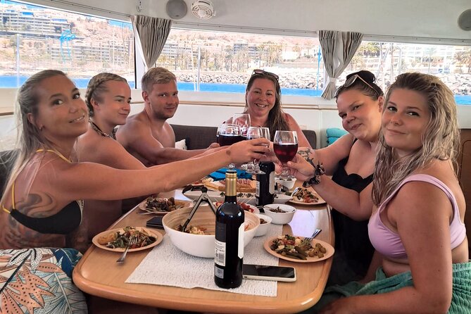 Private 4 hour Catamaran cruise in south coast of Gran Canaria - Your crew on board: Jani and Tanja’s service style