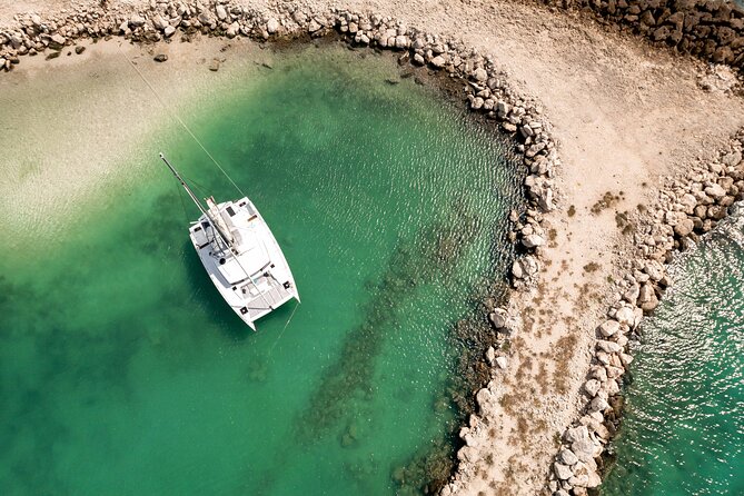 Private 40' Bali Catamaran – Drinks & Food Included - Food and drinks included: it’s not just snacks