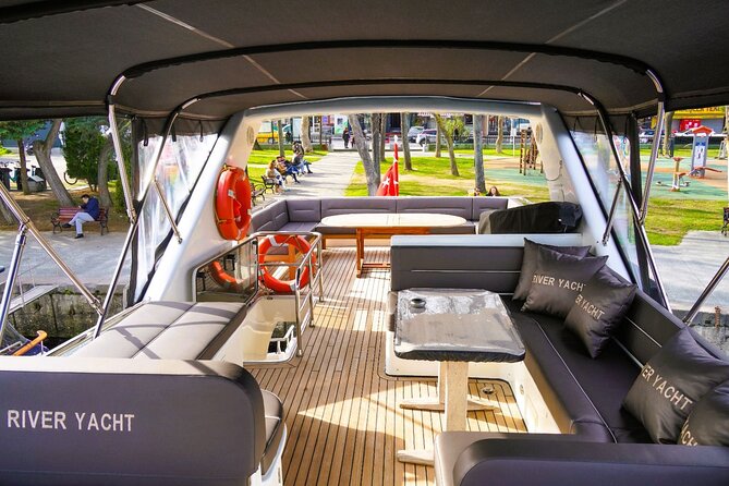 Private Bosphorus Cruise with Luxury Yacht - Ortaköy for the food mood and the Mosque viewpoint
