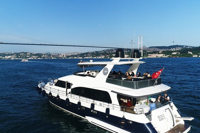 Private Bosphorus Sightseeing Cruise on Luxury Yacht - Rumelihisarı Fortress to Kanlıca: fortifications, narrow passages, and yogurt payoff