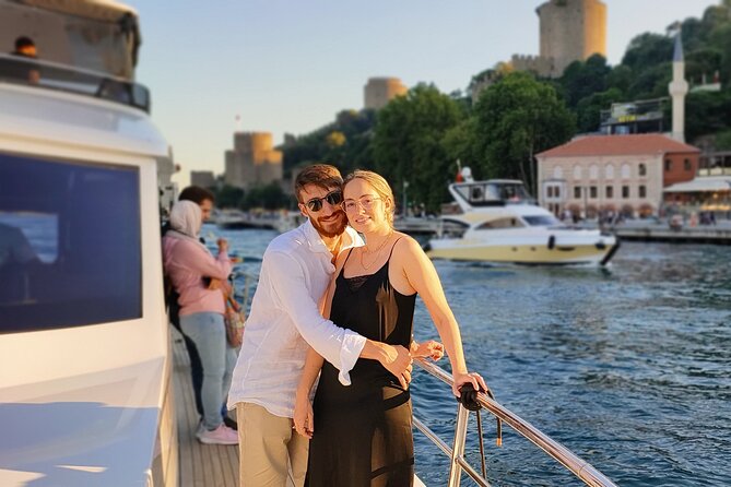 Private Bosphorus Sightseeing Cruise on Luxury Yacht - Beylerbeyi and Küçüksu Palaces: Asia side views without palace queues