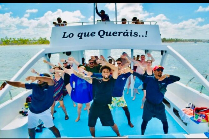 Private Catamaran Cruise with Slide & unlimited drinks - Private Catamaran Vibes Off Playa Bávaro