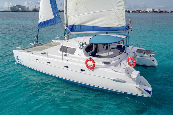 Private Catamaran from Cancun to Isla Mujeres | For up to 30 pp - Snorkeling Gear and the Reality of Comfort