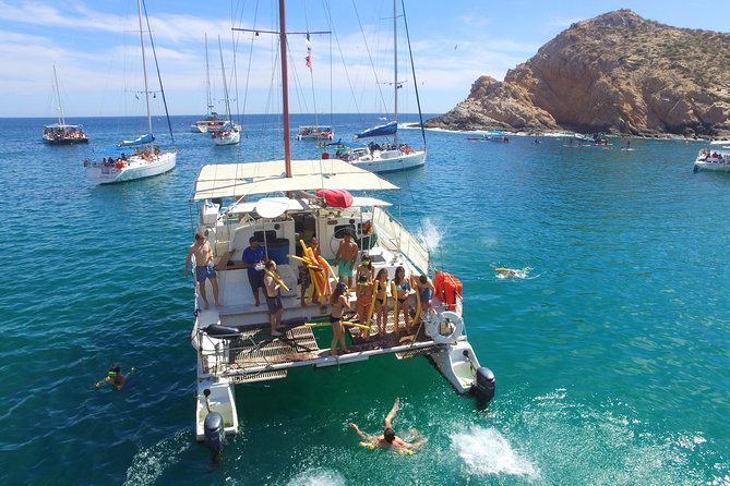 Private Catamaran Snorkeling Cruise in Los Cabos - Private Catamaran Freedom Around Los Cabos