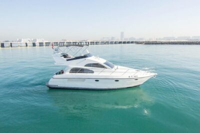 Private Charter Yacht: Dubai Marina, Atlantis And Burj al Arab - Safer planning: how long you book controls the landmarks