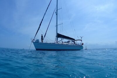 Private Customizable Sailing Tour in Cancun - Sailing the Bay of Cancun: dolphins, fishing, and the slow start