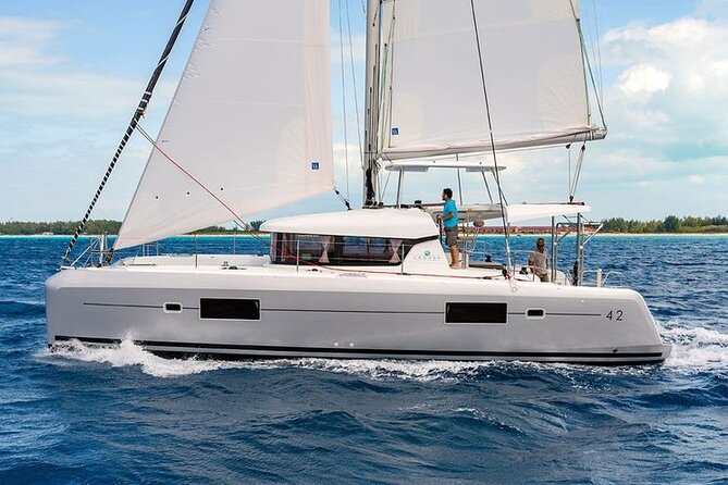 Private Luxury Charter Aboard New Multi-Deck Lagoon Catamaran - What’s included, what’s not, and what to pack
