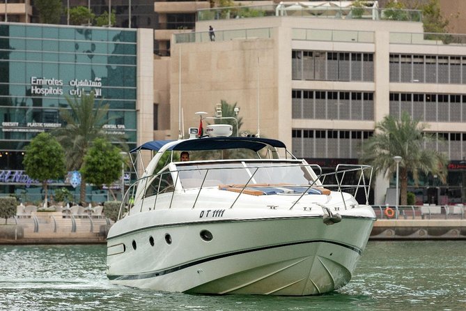 Private Luxury Everest Yacht Cruise from Dubai Marina - Price and value: how $350 per group can make sense
