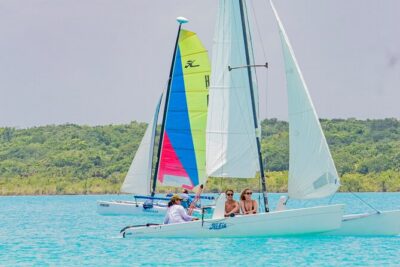 Private Sailing between Mangroves - South toward Esmeralda and Cocalítos: the water with stromatolites