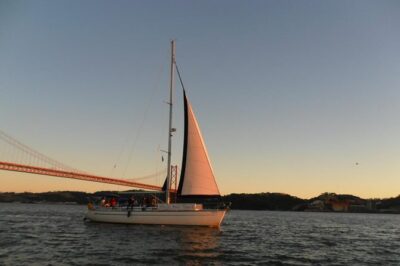 Private Sailing Cruise in Lisbon with Drinks - Your route: the sights you’ll see as the light fades