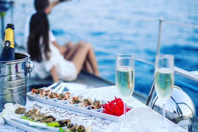 Private Sailing Yacht Charter by Independence from Koh Samui - Food on a small yacht: the chef factor that people rave about