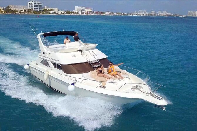 Private SeaRay 47ft Yacht Rental Cancun 23P6 - Cost reality check: price per group plus the $14 dock fee
