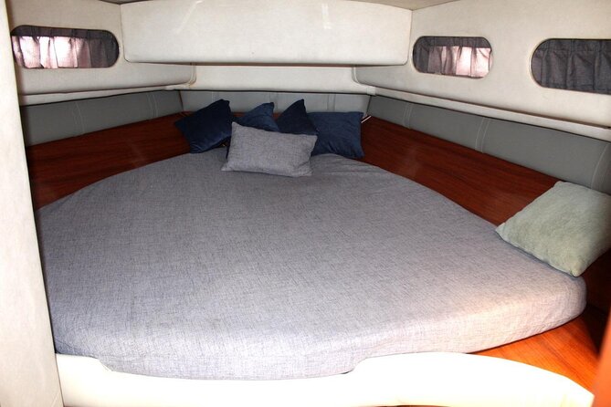 Private SeaRay 47ft Yacht Rental Cancun 23P6 - Weather and communication: what to confirm so you don’t get surprised