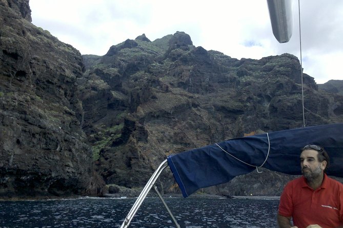 Private Yacht Excursion from Puerto Colon 3 hours - Boarding in Costa Adeje: the easy part you’ll actually appreciate
