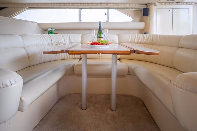 Private Yacht Rental Sea Ray 46ft Cancun 23P3 - Crew Communication and What the Reviews Teach You