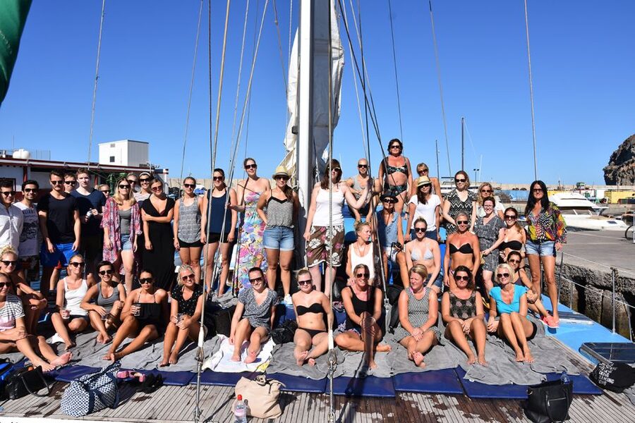 Puerto Rico: 4-Hour Catamaran Excursion in the South - Lunch and the bar: where the included value is strong (and where surprises can happen)