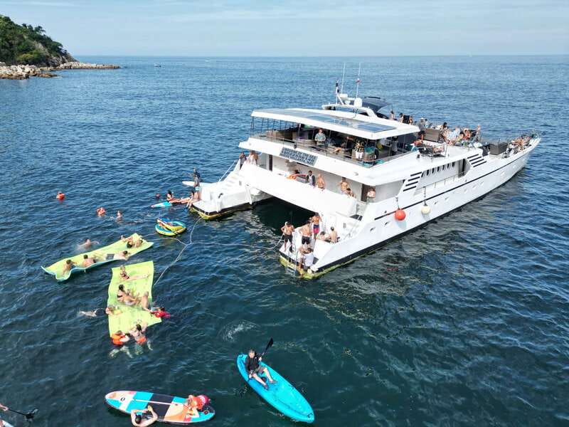 Puerto Vallarta: Yelapa Mega Yacht Cruise - Entering The Day: How the Mega Yacht Experience Really Feels