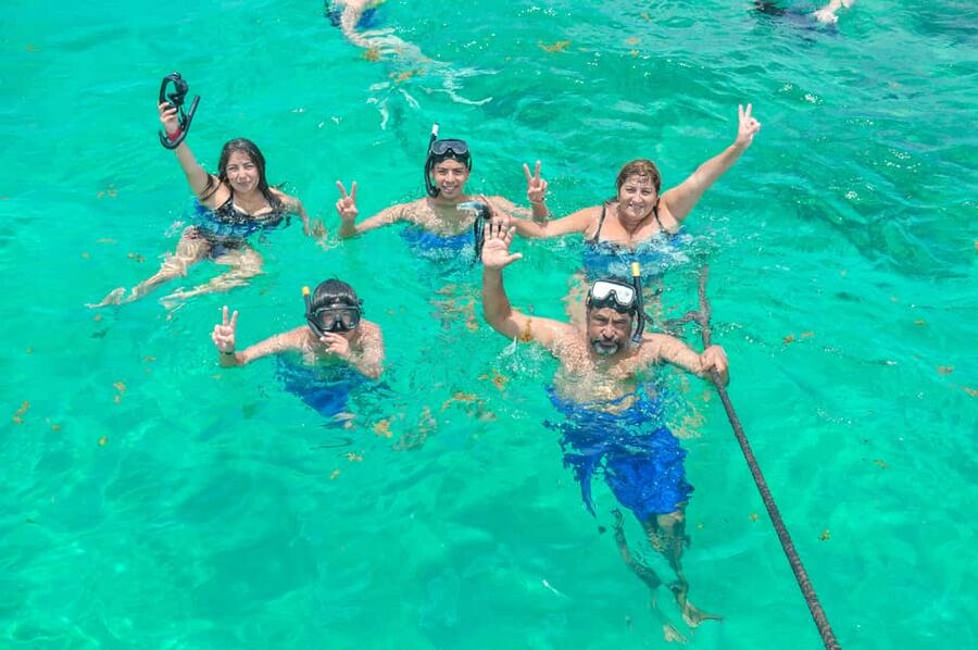 Punta Cana: Catamaran Family Tour - Cruising Bávaro in 3 hours: the value equation