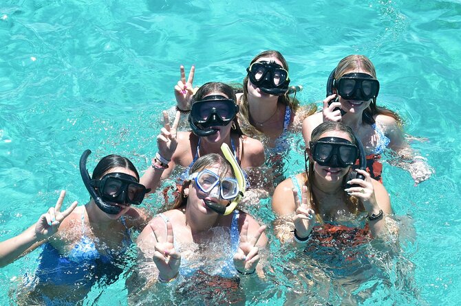 Punta Cana: Catamaran Tour, Reef Snorkeling and Unlimited Drinks! - A 3-hour catamaran that feels like the right size