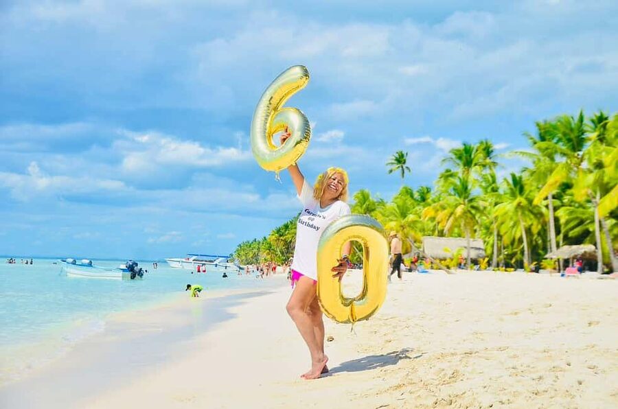 Punta cana: Island Escape to Saona • catamaran & Beach lunch - The pickup and drop-off reality check