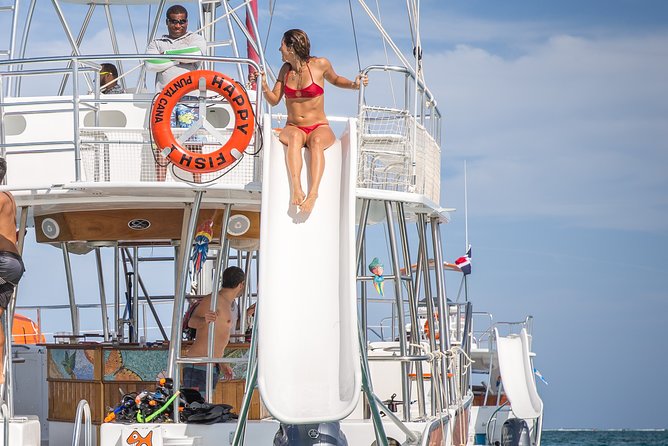 Punta Cana Private Catamaran Cruise with Drinks and Light Snacks - Stop 3 Natural Pool: Hip-Deep Calm Water and a Floating Bar