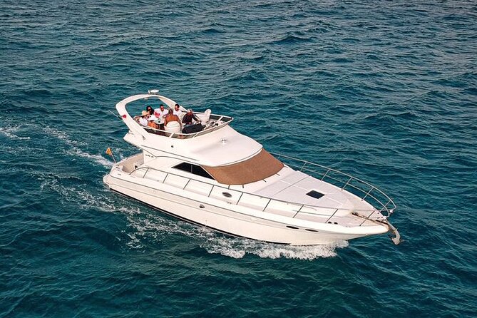 Rent a Private 46ft Yacht in Cancun - Crew and Coordination: Where the Experience Often Wins or Misses