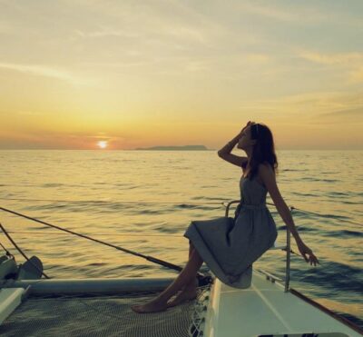 Rethymno: Sunset Catamaran Cruise - Sushi & Open Bar - On Deck and in the Water: SUP, Snorkeling Gear, Noodles, and That Flamingo Float