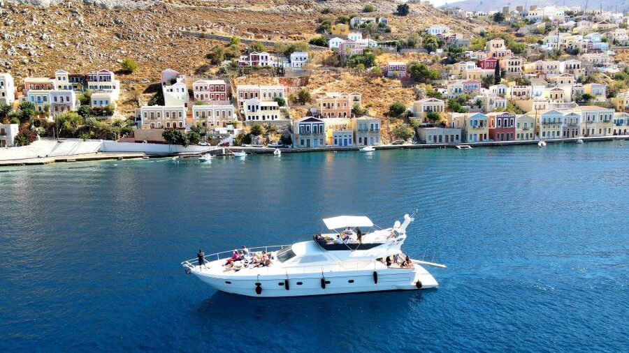 Rhodes: Symi Yacht Tour with Unlimited Drinks and Transfer - Rhodes to Symi: The “Pretty But Practical” Cruise Out