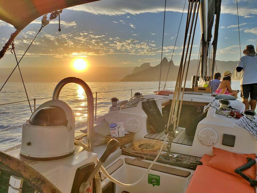 Rio de Janeiro: Guanabara Bay Sunset Sailing Tour & Drinks - Key Things That Make This Sail Worth Your Time