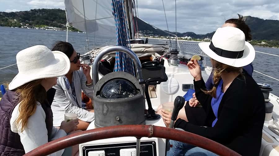 Rio de Janeiro: Guanabara Bay Sunset Sailing Tour & Drinks - Price and Value: What $70 Buys in Real Experience