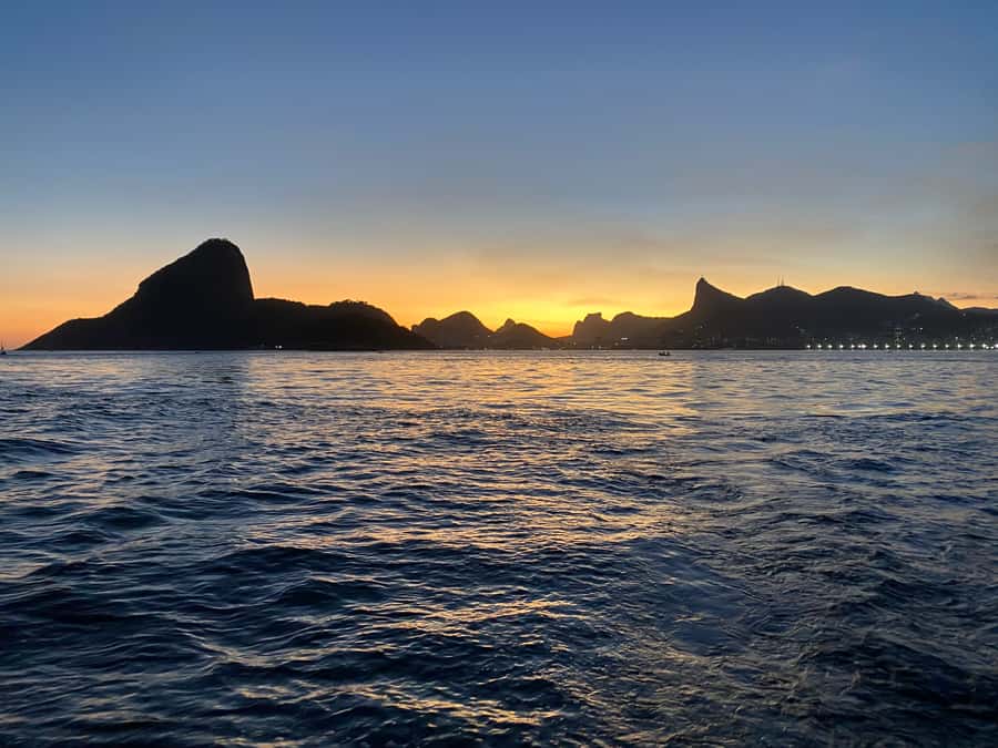 Rio de Janeiro: Sunset Sailboat Tour with Open Bar - Open bar reality check: caipirinhas, beer, and the drinks flow