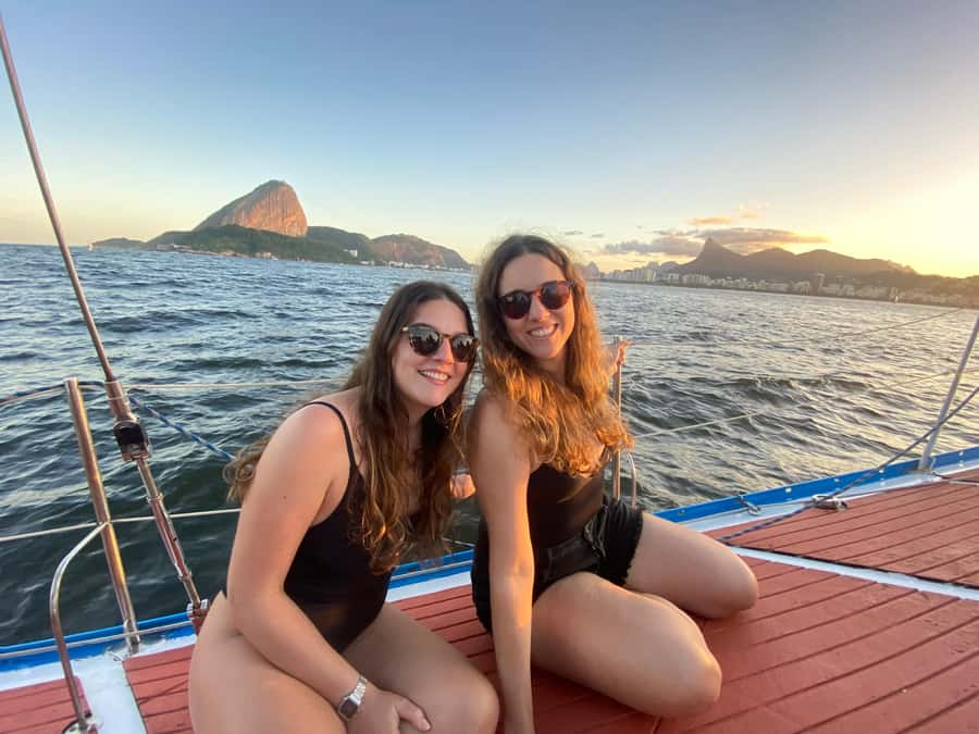 Rio de Janeiro: Sunset Sailboat Tour with Open Bar - Snacks and small food moments that keep things easy