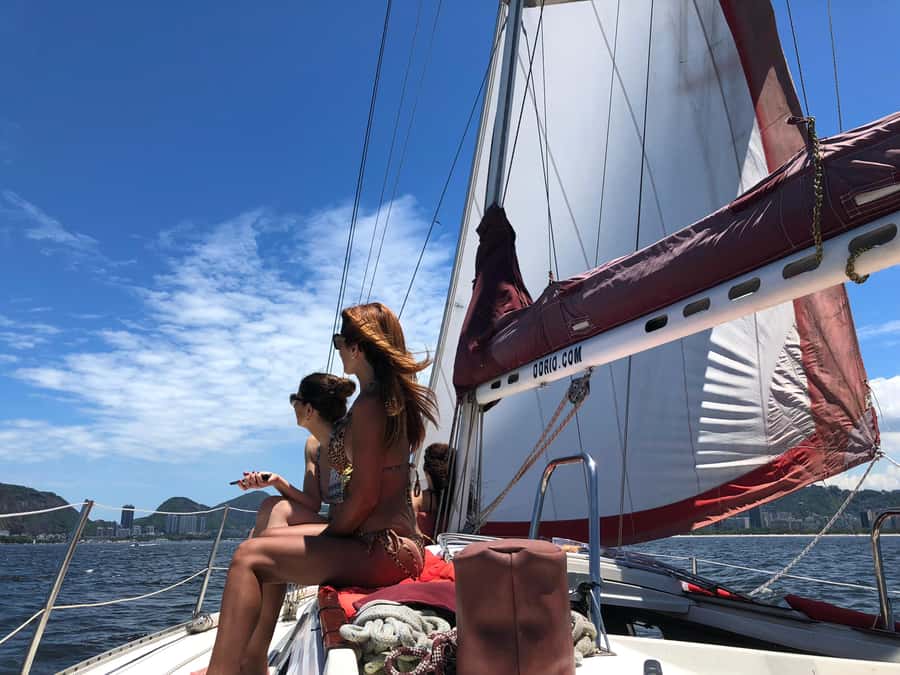 Rio de Janeiro: Sunset Sailing Tour - Sunset From the Water: Why Guanabara Bay Changes Rio